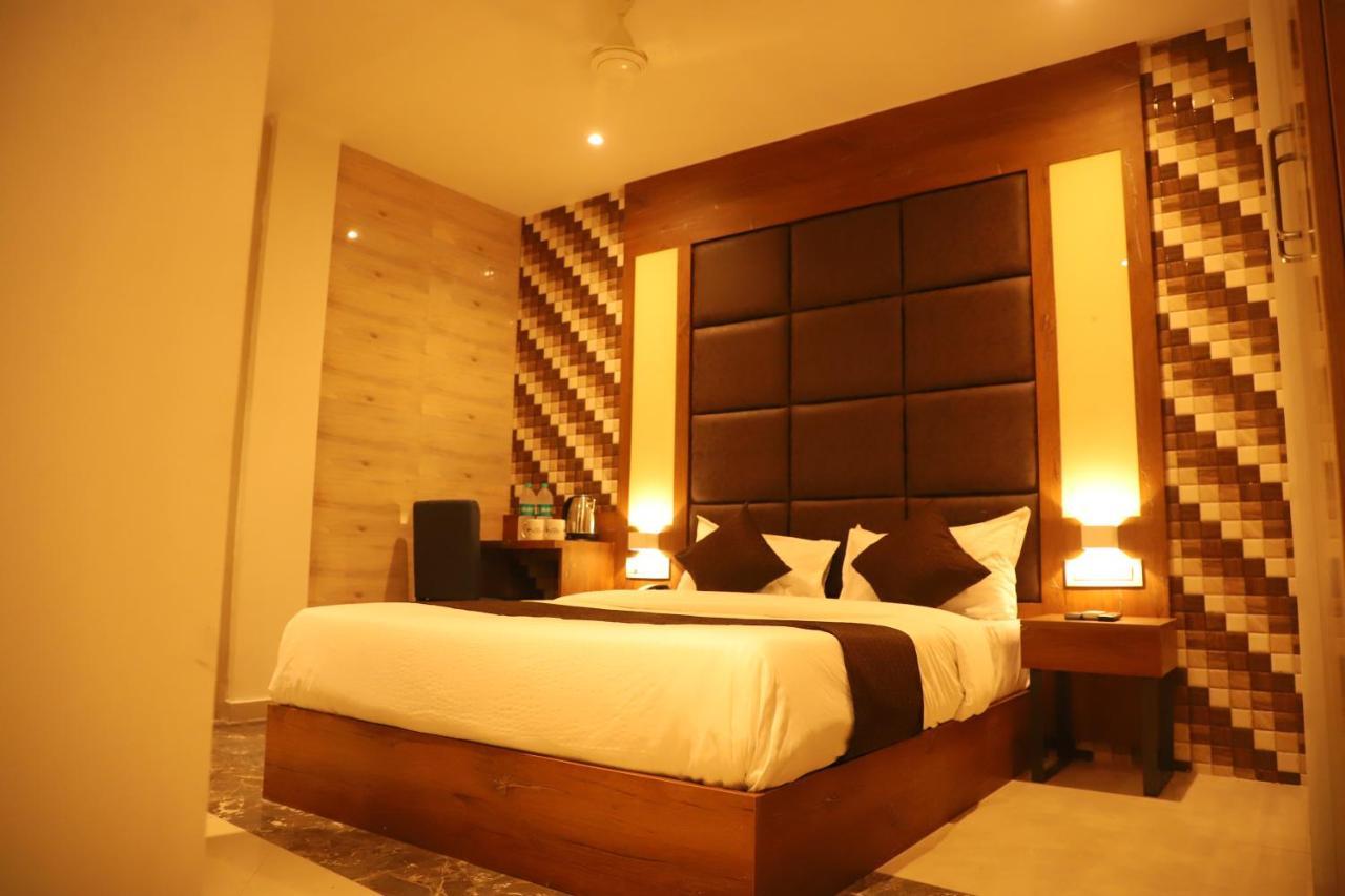 Hotel Sai Pritam 孟买 外观 照片
