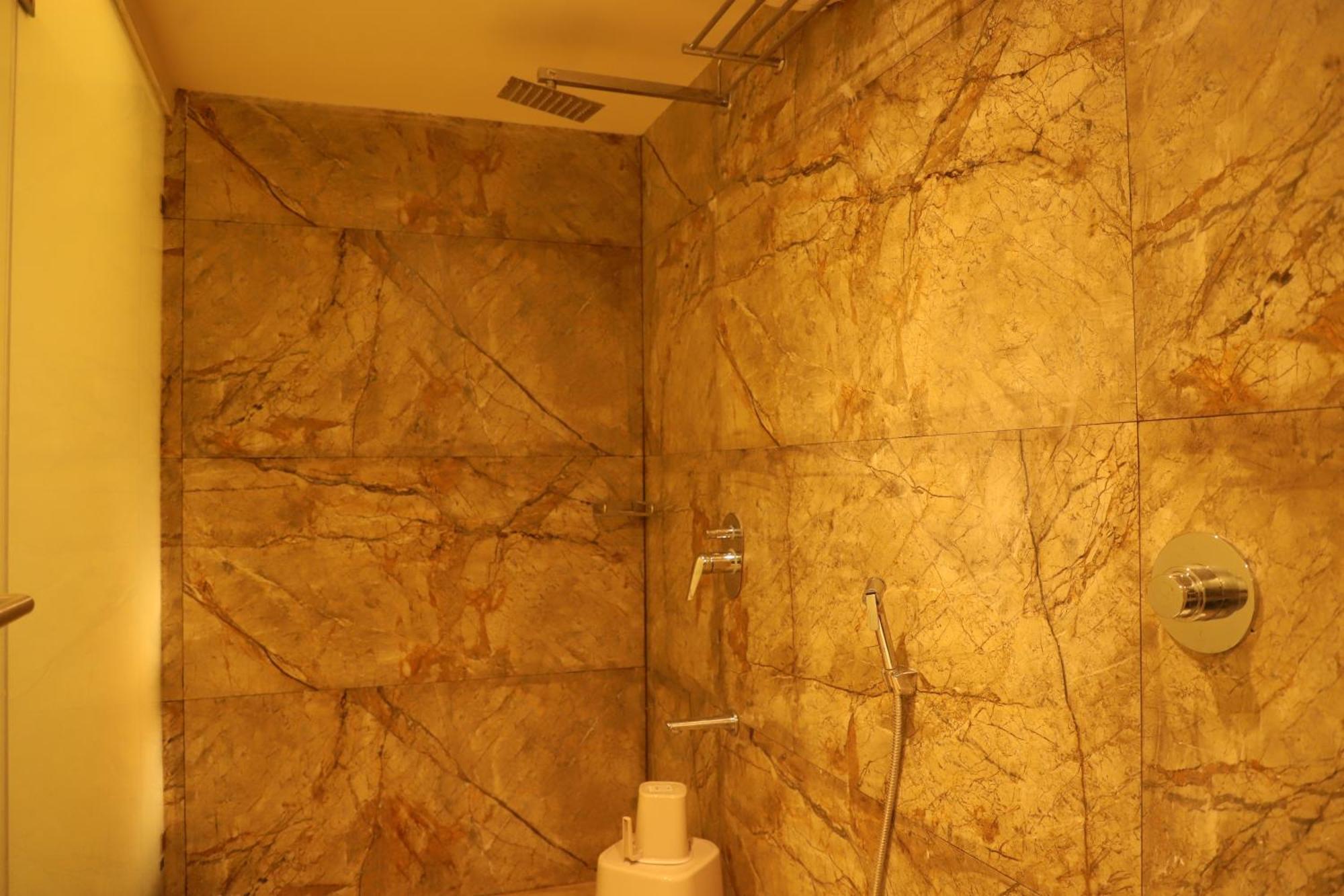 Hotel Sai Pritam 孟买 外观 照片